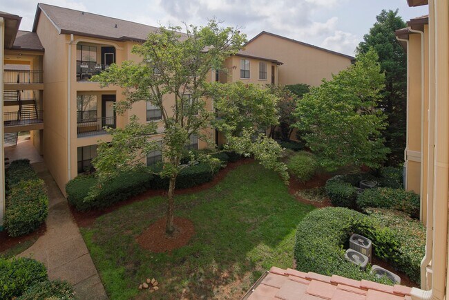 Building Photo - Brookhaven/Buckhead 2BR