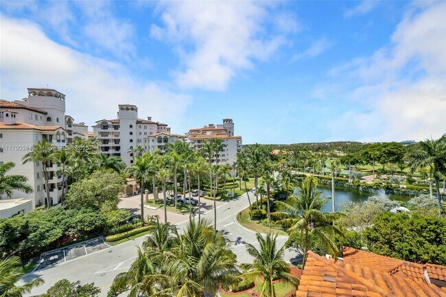 Building Photo - 7154 Fisher Island Dr