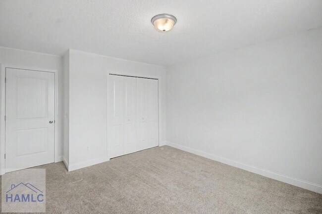 Building Photo - 76 St John's Ct