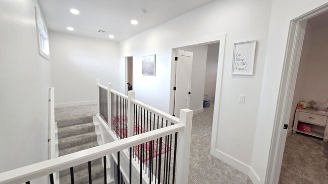 Building Photo - Stunning 4 Bedroom in Edmond