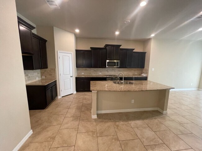 Building Photo - Beautiful 4-Bed Single-Story Home in Desirable Potranco