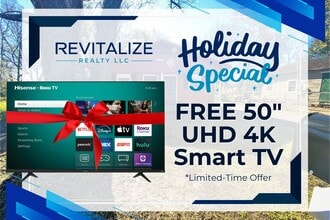 Building Photo - Renovated 1 Bedroom 1 Bath DUPLEX! **Plus a FREE 50" Smart TV!**