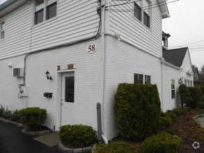 Building Photo - 58 Van Zant St