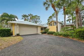 Building Photo - 227 Southampton Dr