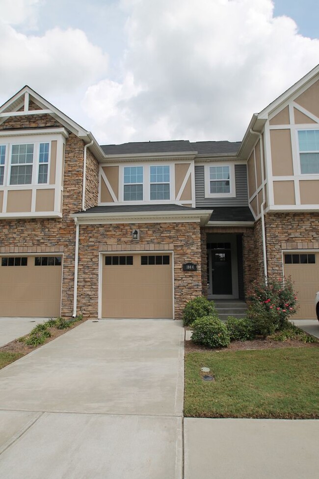 Building Photo - Exclusively offered by MUSE REALTY, LLC