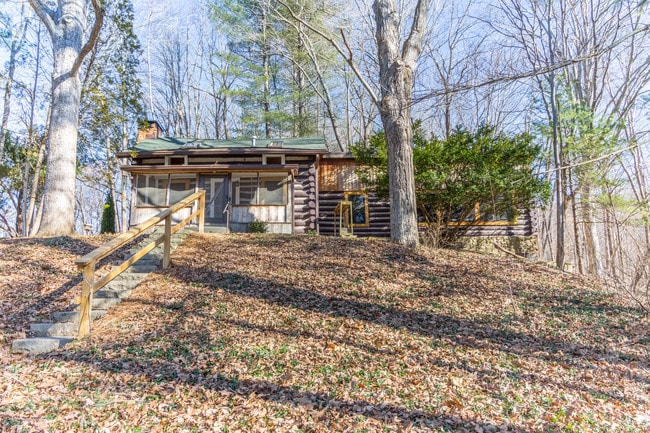 Building Photo - 550 N Gettys Creek Rd