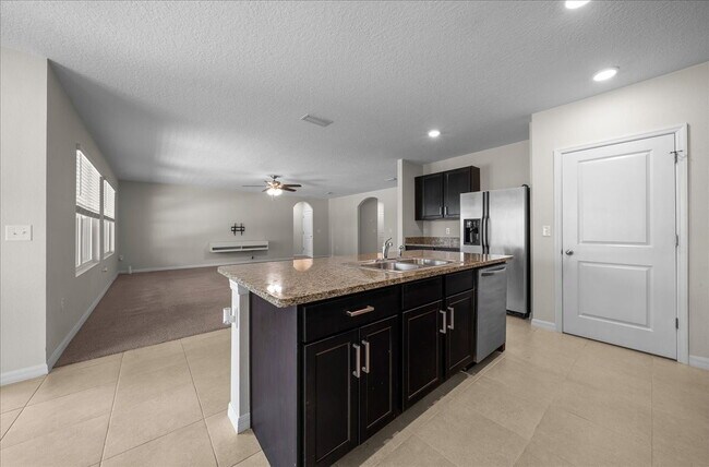 Building Photo - Move-In Ready! ***2 WEEKS FREE RENT**Beautiful 4-Bedroom Home with Modern Finishes & Room to Grow