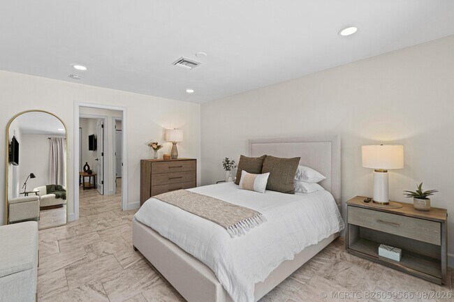 Building Photo - 1401 Hummingbird Dr