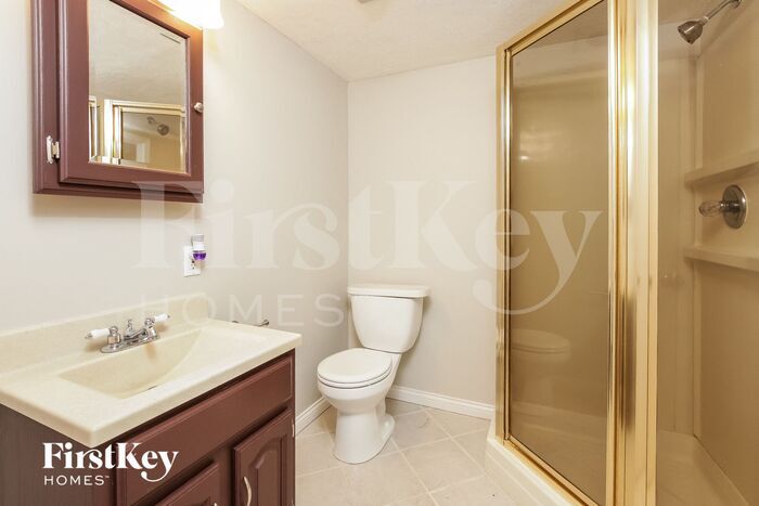 Building Photo - 1494 Meadowbright Ln