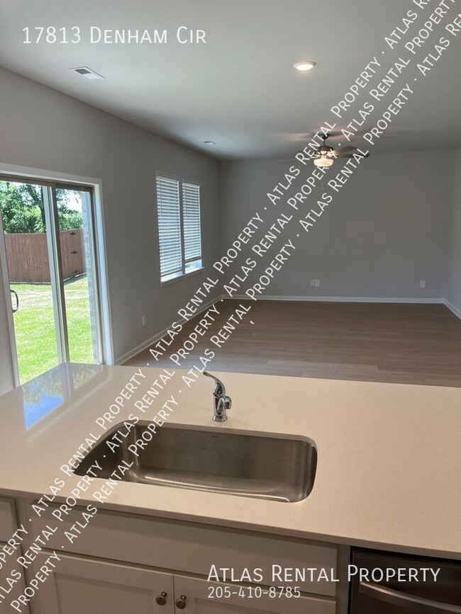 Building Photo - 17813 Denham Cir