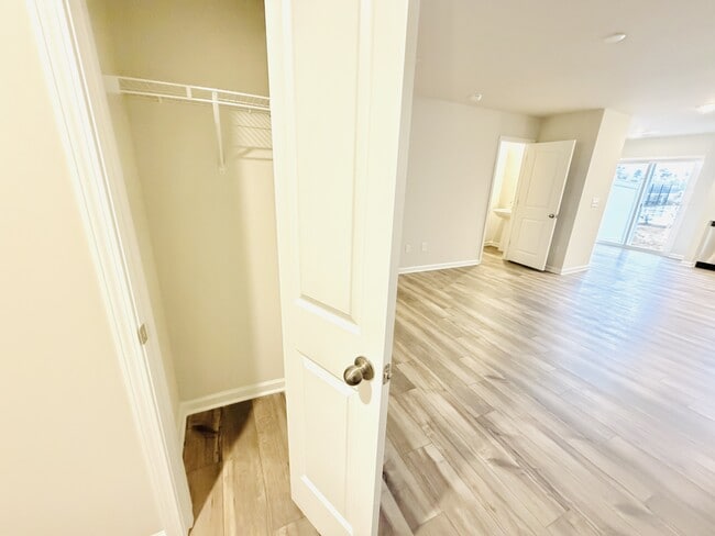 Building Photo - 244 Bones Rd