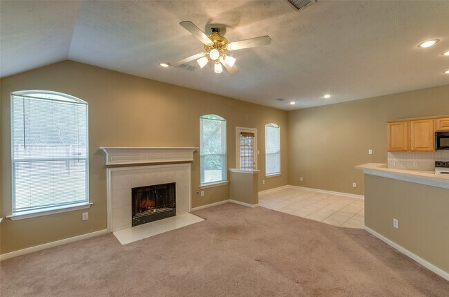 Building Photo - 18 Orchard Dale Cir