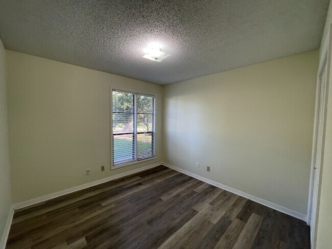Building Photo - Coming Soon – Beautiful 3 Bedroom, 2 Bathroom Home in Mandarin!