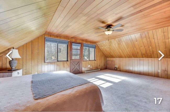 Building Photo - 770 E Country Club Drive East