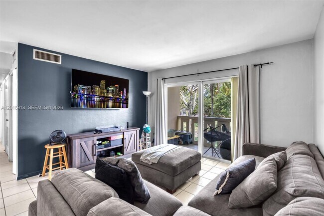 Building Photo - 7400 Miami Lakes Dr