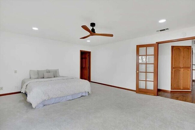 Building Photo - Large 4-bedroom Remodeled home in Lake Wildwood, Penn Valley, CA 95946