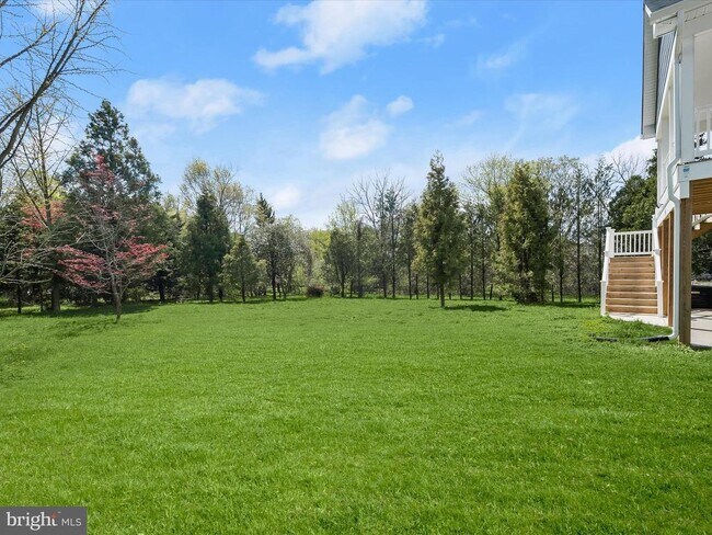 Building Photo - 700 Olney Sandy Spring Rd