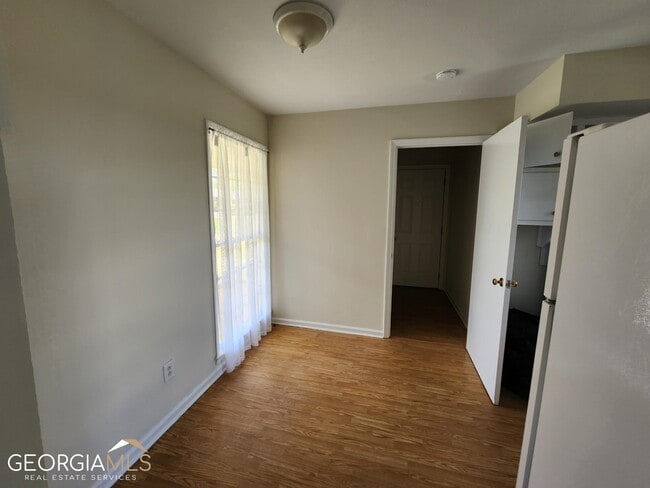 Building Photo - 1136 Bunker Hill Rd