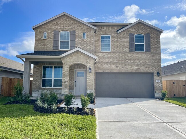 Primary Photo - 6607 Castella Dr