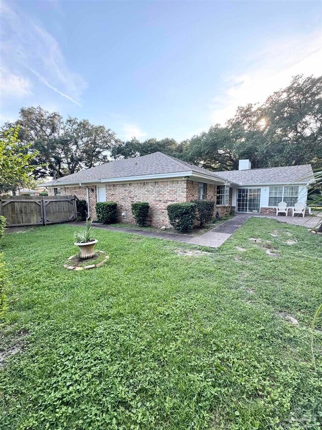 Building Photo - 6740 Bunker Hill Cir