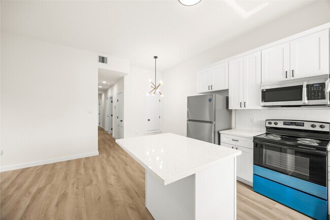 Building Photo - 9709 Pelsey St