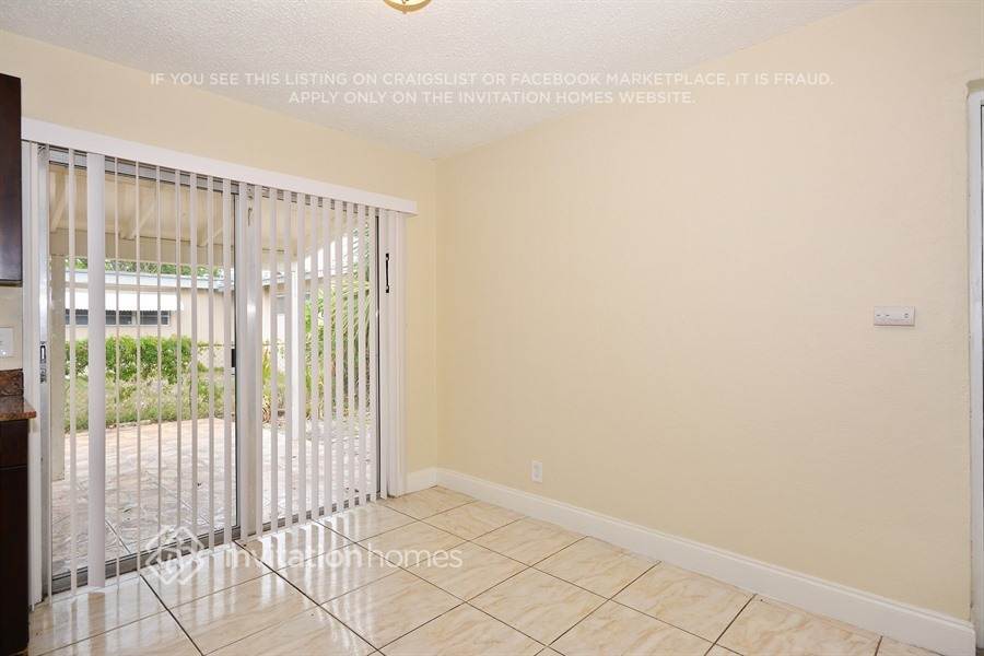 Building Photo - 3792 SW 19th St