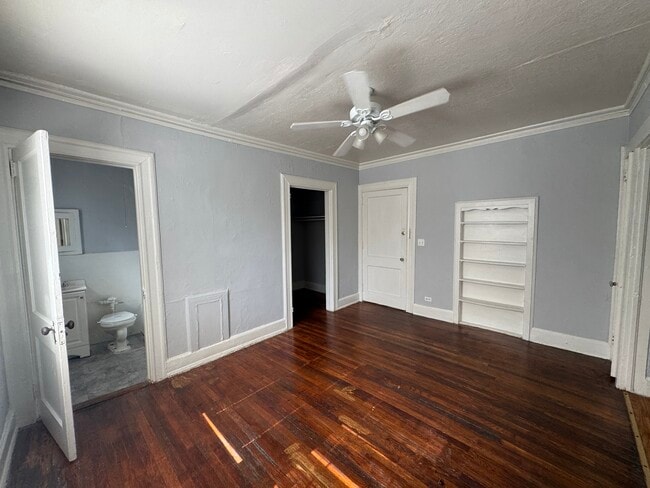 Building Photo - 1043 Saint Charles Ave NE