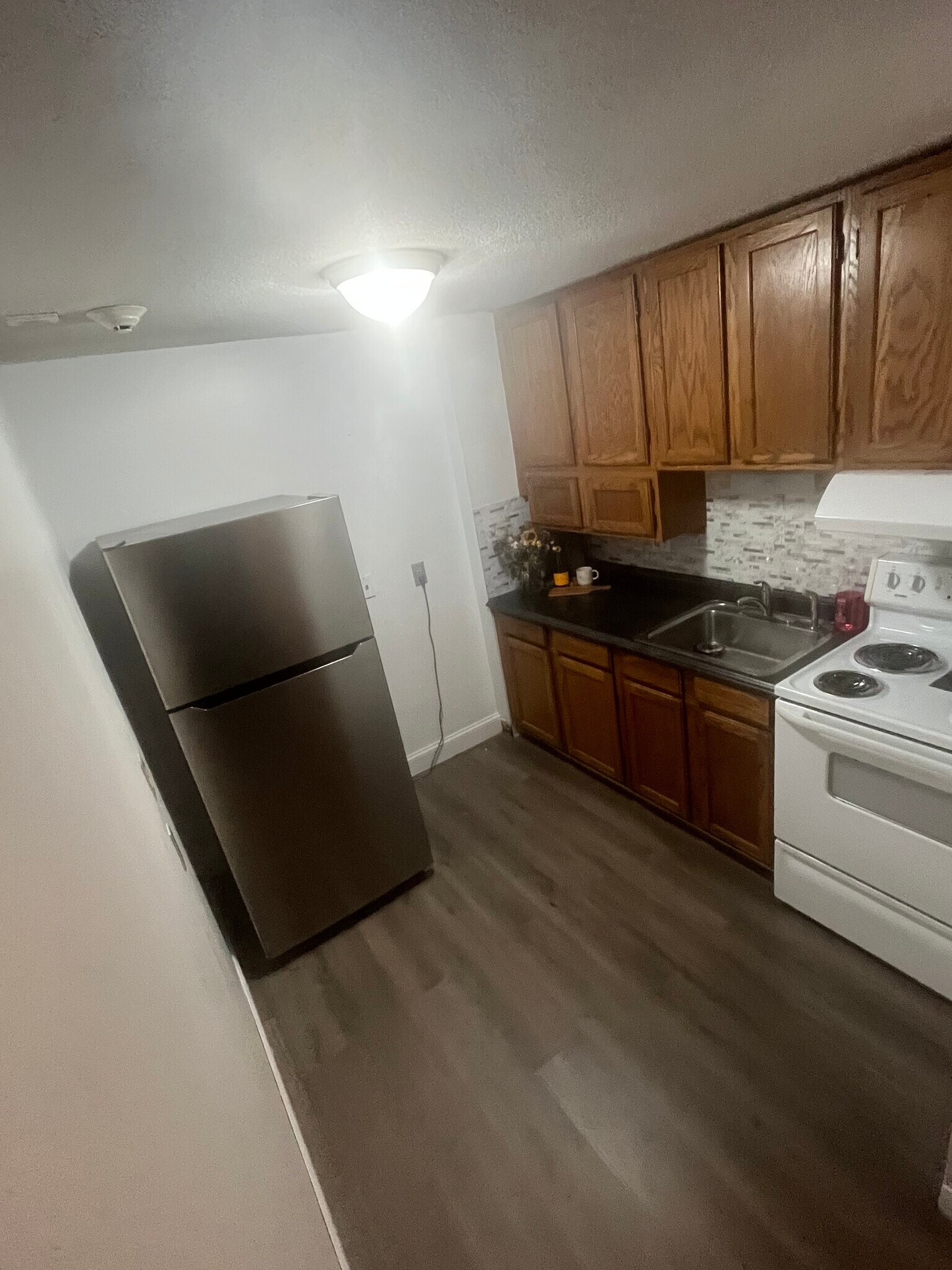 Building Photo - 1 Continental Ct