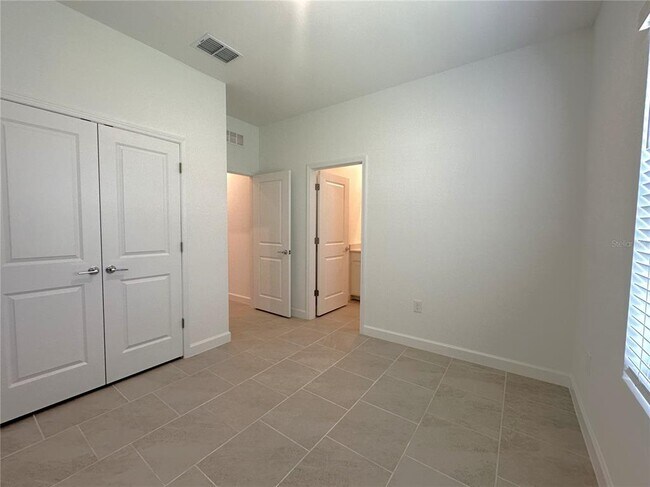Building Photo - 11402 Willowleaf Blvd