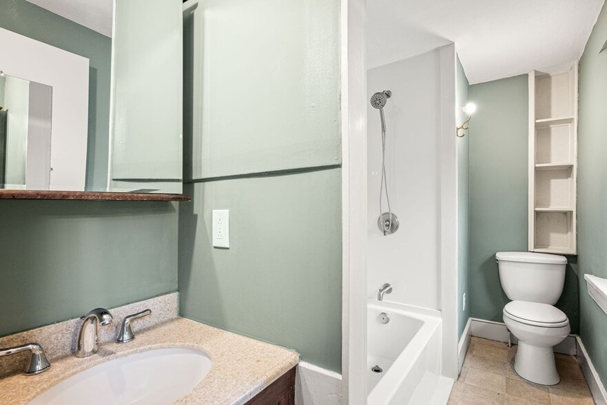 Building Photo - 18 N Brandywine Ave