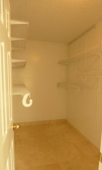 Building Photo - 1685 Aston Hall Ct