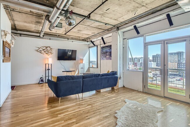 Building Photo - 2020 Arapahoe St