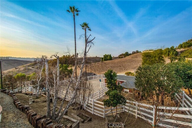 Building Photo - 27151 Mission Hills Dr
