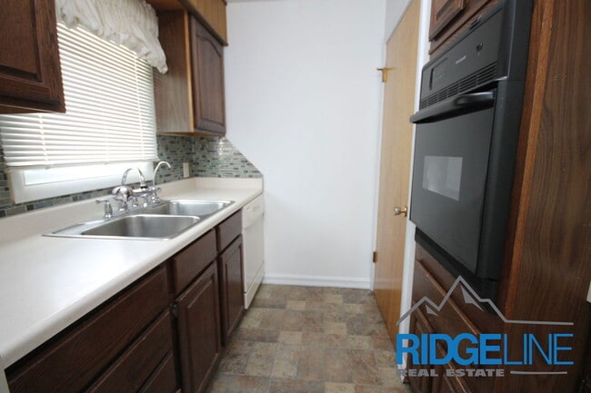 Building Photo - 5505 4th Ave S