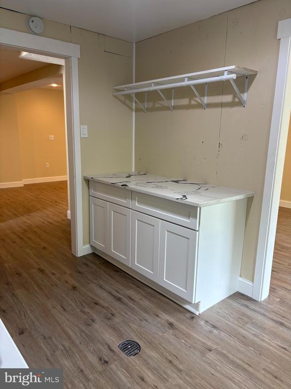 Building Photo - 809 Sledgehammer Dr