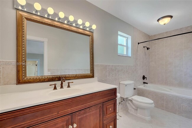 Building Photo - 8275 SW 206th Terrace