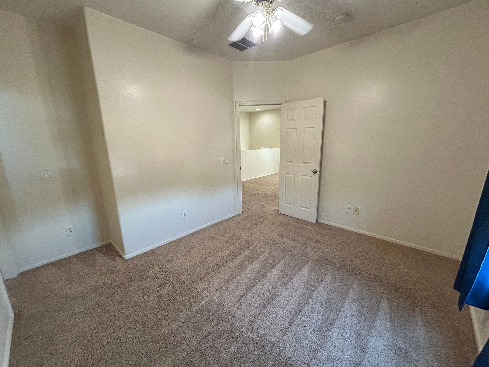 Building Photo - 3161 S Southwind Dr