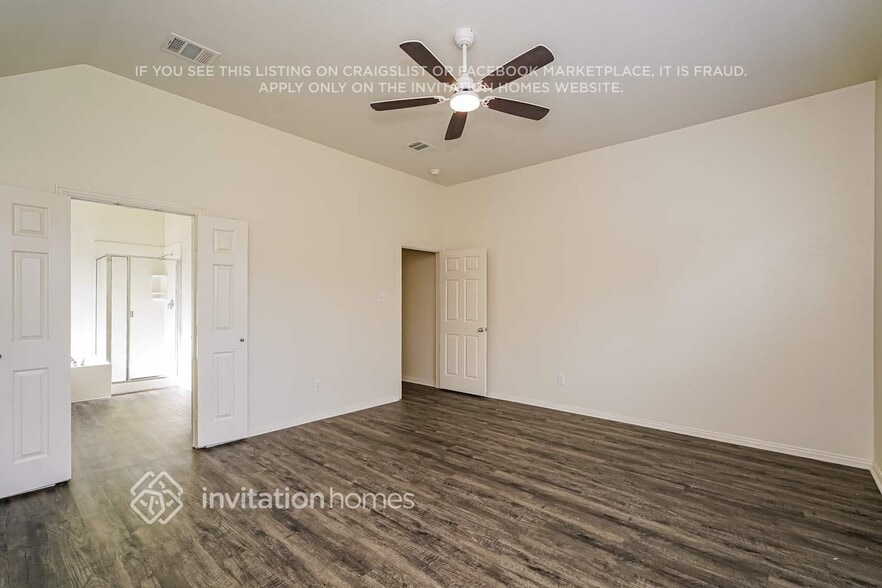 Building Photo - 12301 Macaroon Ln