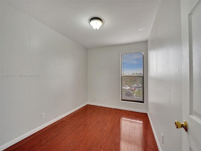 Building Photo - 9148 Lime Tree Ln