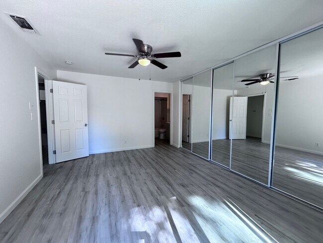 Building Photo - 6962-6964 Crux Drive
