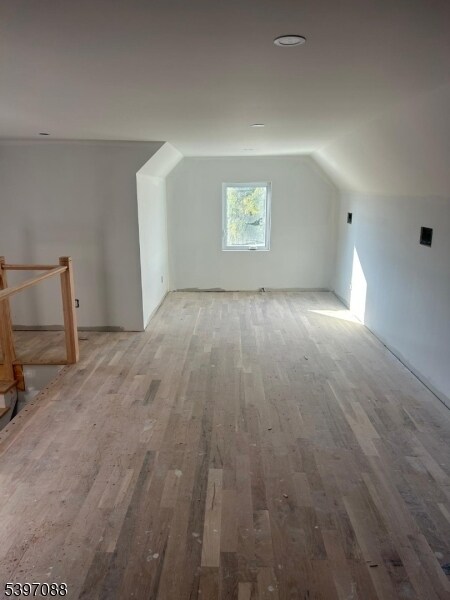 Building Photo - 616 Park Ave