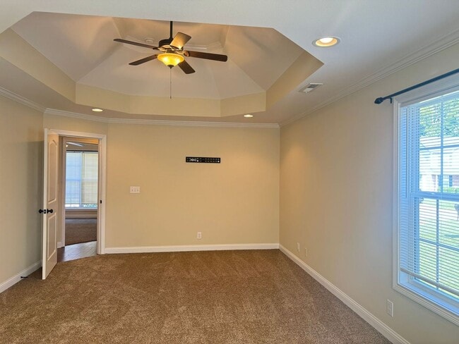 Building Photo - Great Location!! Beautiful Partial Brick H...