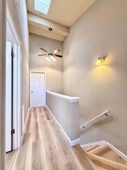 Building Photo - 7122 Wood Hollow Dr