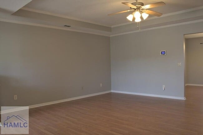 Building Photo - 2356 Rowe St