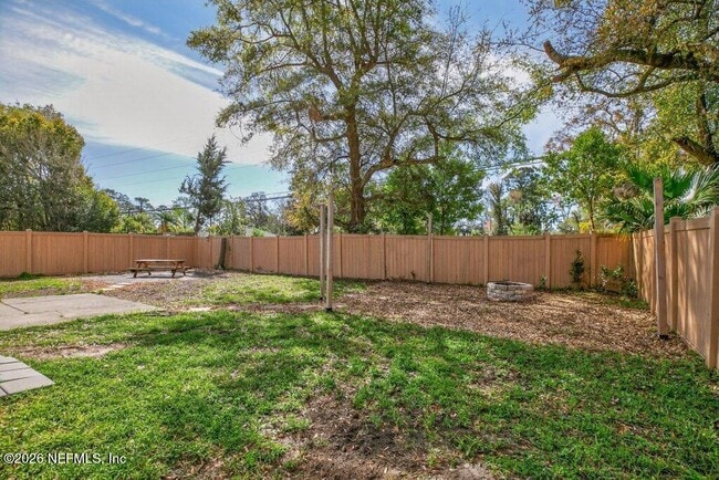 Building Photo - 518 Tuxedo Ct