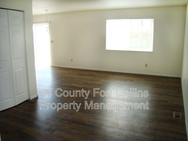 Building Photo - 6608 Kevin Dr