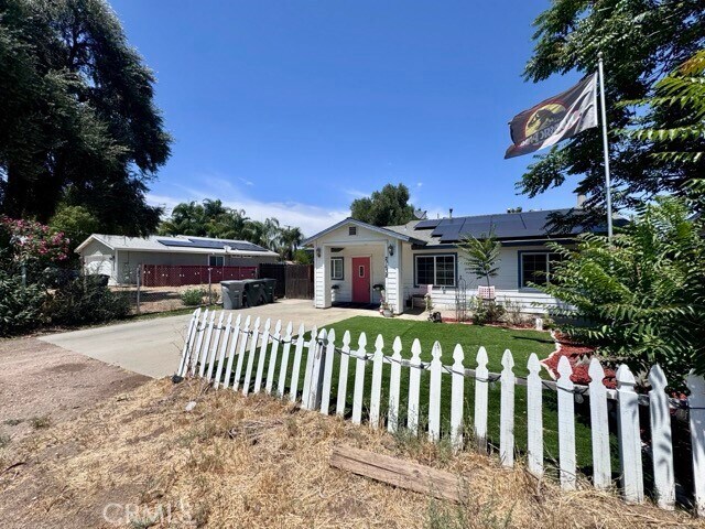 Primary Photo - 21638 Grand Ave