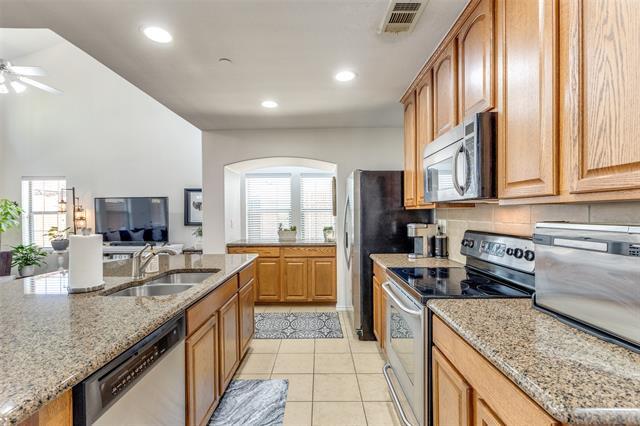 Building Photo - 1136 Landon Ln