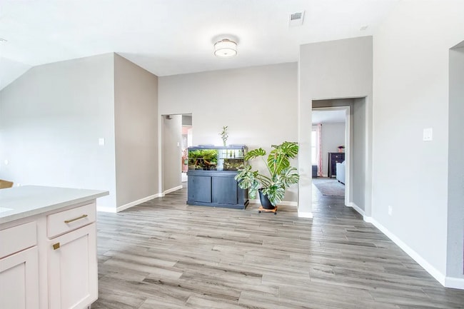 Building Photo - 2436 Nogales Dr