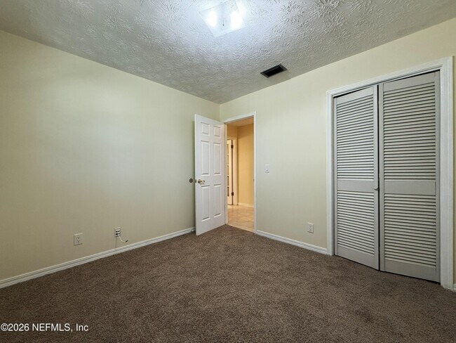 Building Photo - 2359 Sandy Ct